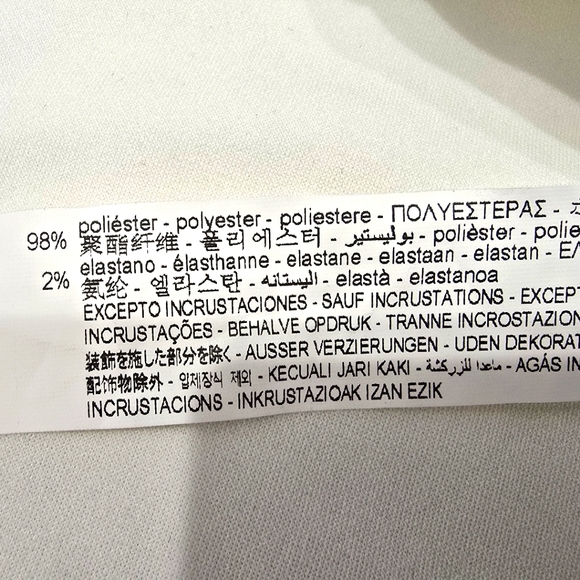 Zara Cream Sleeveless Top With Chain and Opening in The bass - Picture 4 of 8